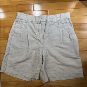 Effortless linen blend shorts